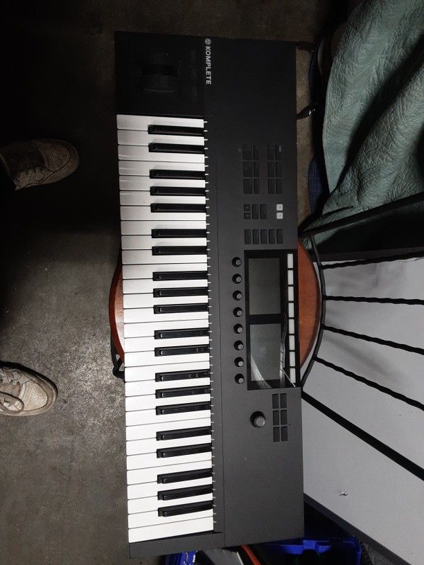 Komplete Keyboard 