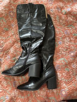 Black Knee High Boots Size 8