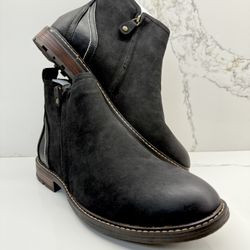 ✨Men’s Black Suede Boots – Size 11 (New In Box)