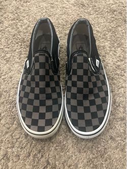 Vans Classic Checkerboard Slip-On – Men’s Size 6 / Women’s Size 7.5