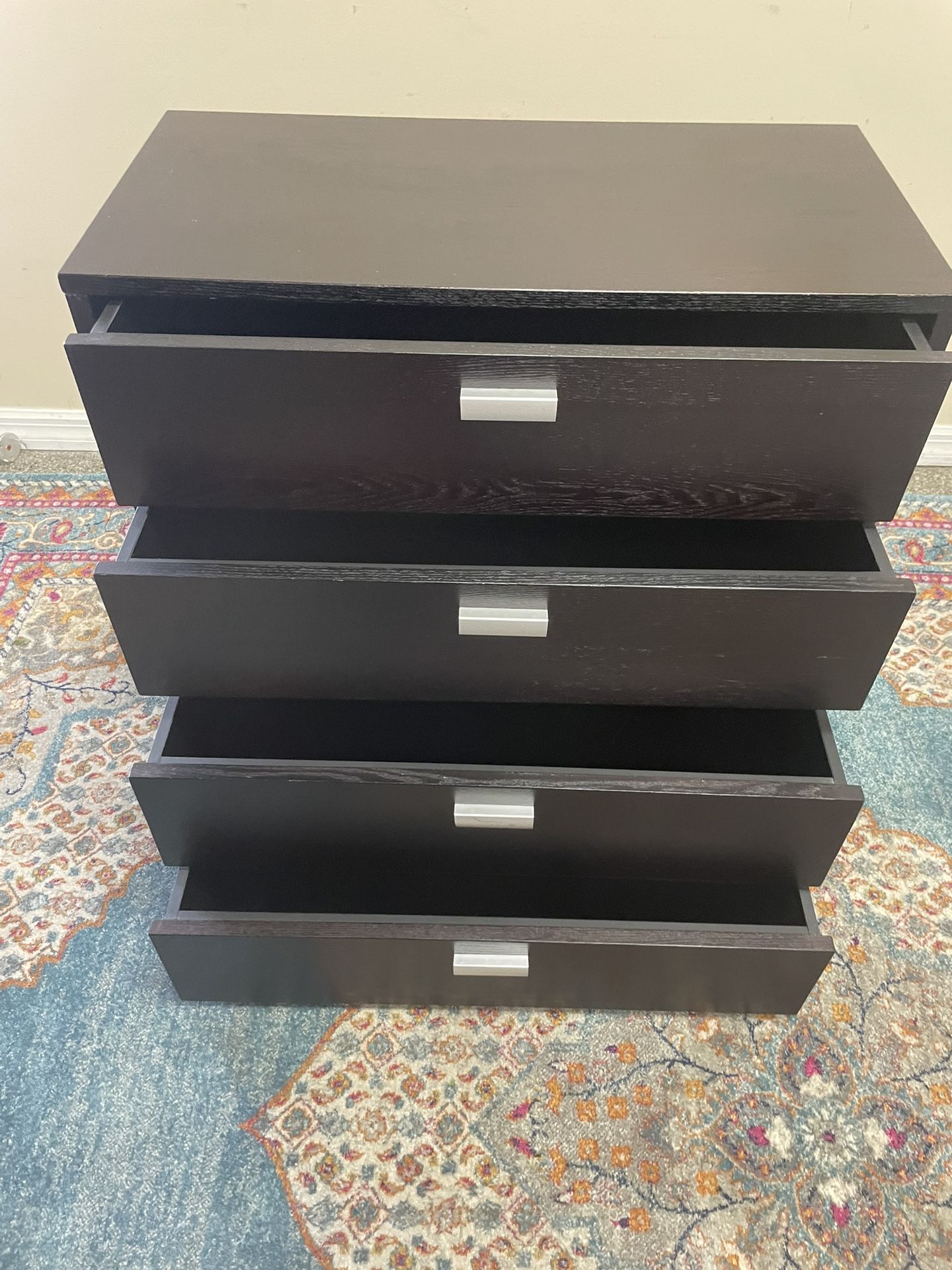 4 Drawers Dresser 30βW X 30β H π Extra. Shown Stacked But Can Be used Seperate As 2 Drawers Each