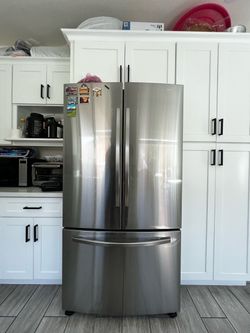 🔥 Like-New Samsung 3-Door French Door Refrigerator (Stainless Steel) - $600 OBO