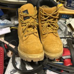 Timberland Boots Size 6M