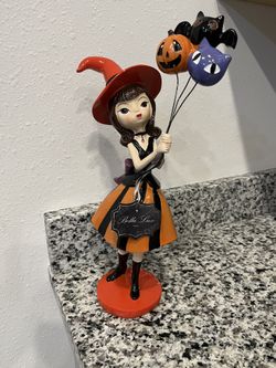 Bella Lux Balloon Witch