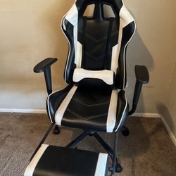 Gaming chair with footrest