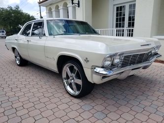 1965 CHEVROLET IMPALA