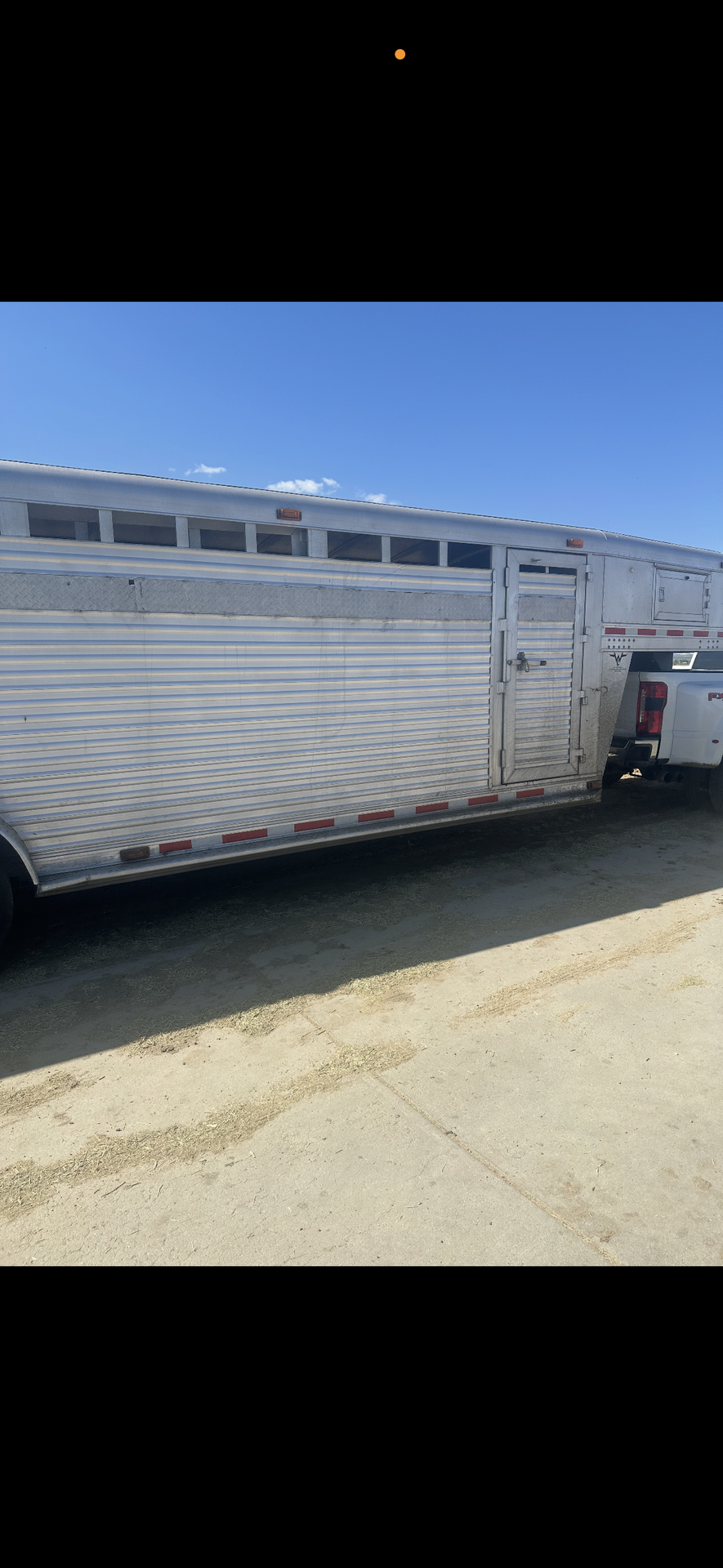 Livestock trailer