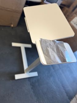 DUMOS Overbed Bedside Table Adjustable with Wheels,