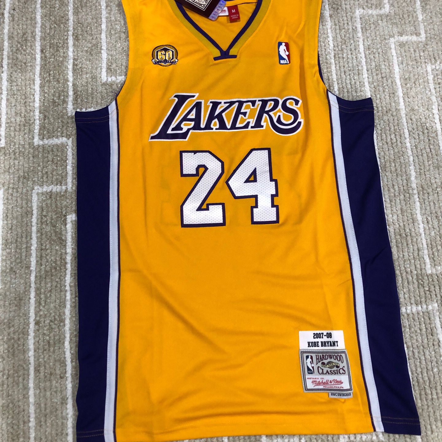 Los Angeles Lakers Blue Retro Throwback Kobe Bryant Jersey for Sale in  Mesa, AZ - OfferUp