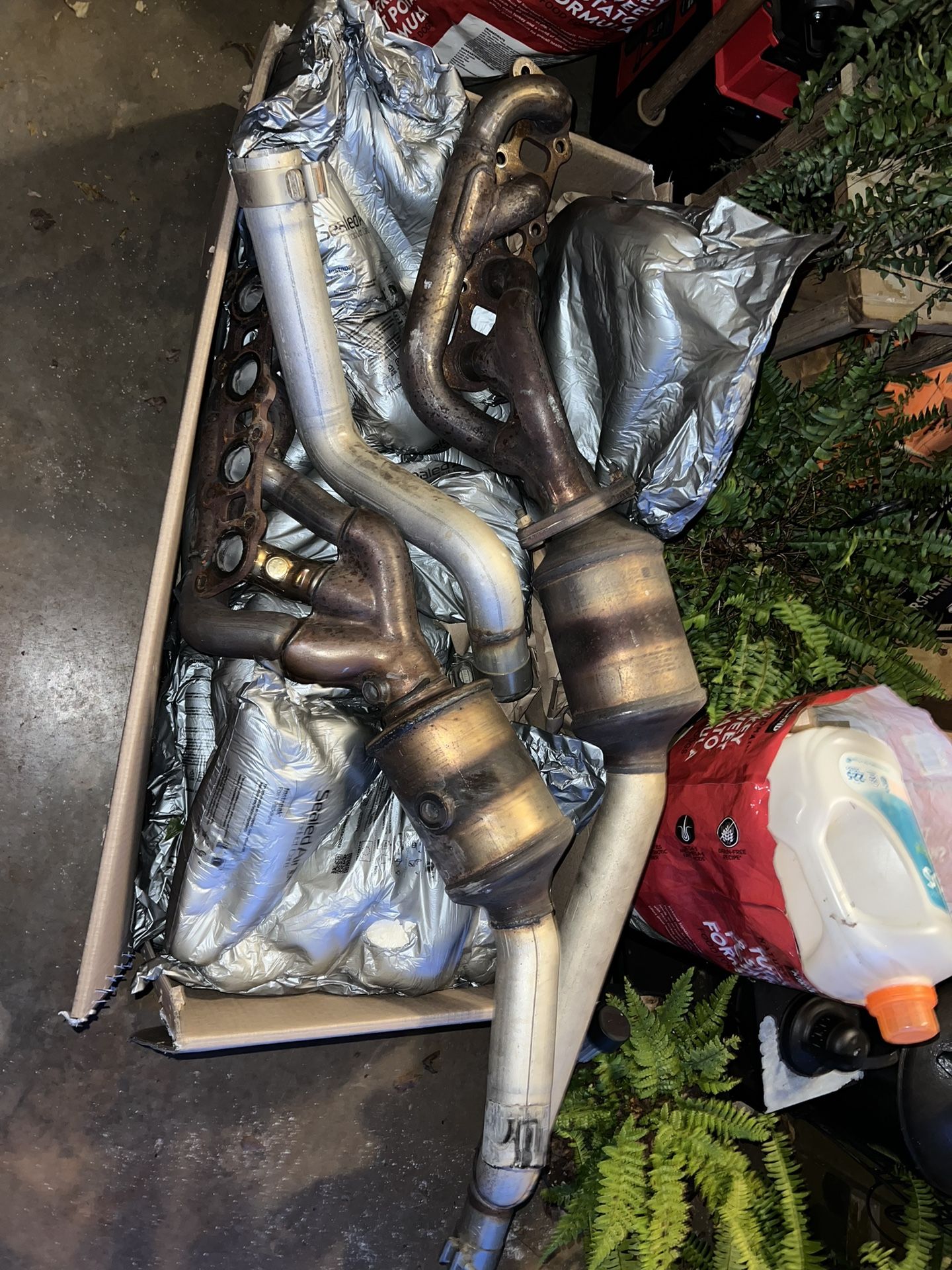 OEM Manifolds For S550 Mustang