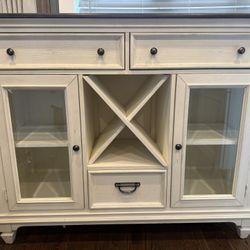Dining room Table With Glass Top