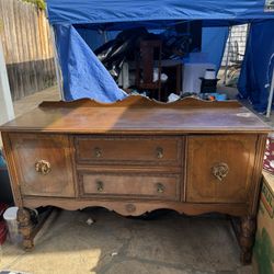 Antique Furniture 