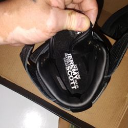 Jeremy Scott x Wings 4.0 'Core Black'