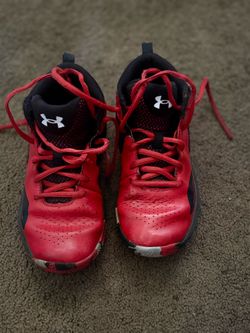 Boys shoes