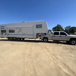 Weekend Warrior Toy Hauler 