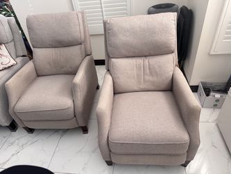 SINGLE RECLINER -2 pieces