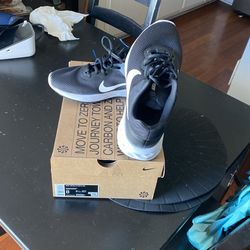 Nike Revolution 6NN