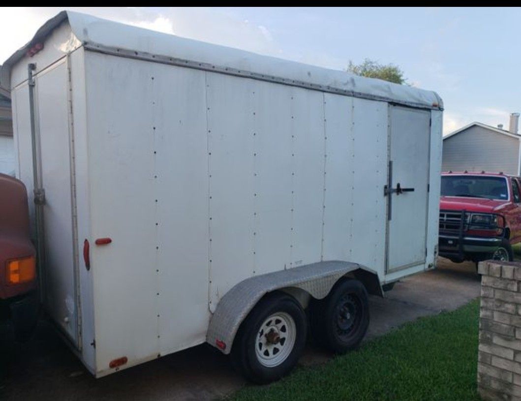 14 ft Enclosed Trailer for Sale in Houston, TX OfferUp