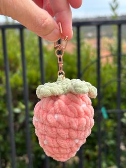 Strawberry 🍓 Keychain 🍓 handmade 🍓 crochet 🍓 plushie