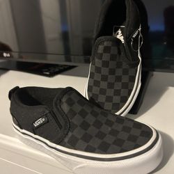 Black Vans