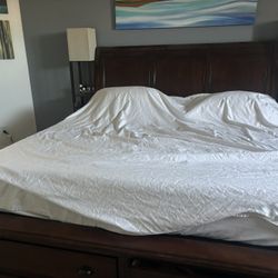 King Size Bedroom Mattress Dresser Bed Set 