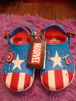 Crocs Marvel Captain America Echo Clogs