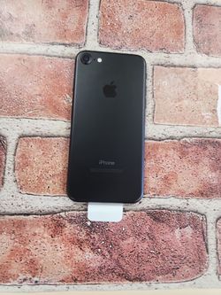 Iphone 7 32gb  unlock any sim