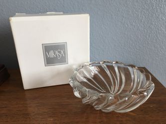 Mikasa 7” Bowl. “Ermitage”