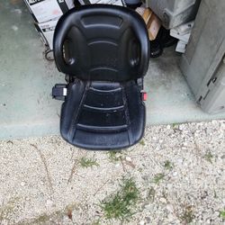 Universal tractor loader seat