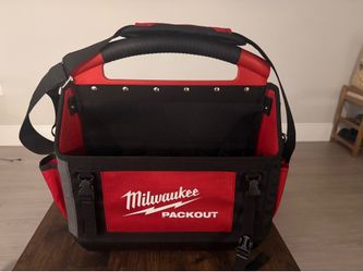 Milwaukee Pack out Tote