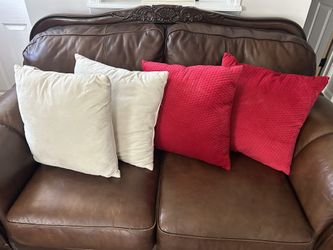 Decorative pillows  