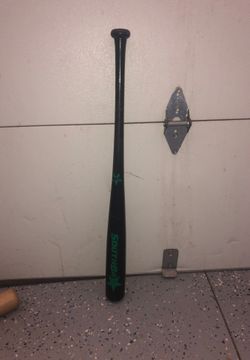 Southbat black woody