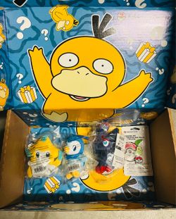 Pokemon Center Plushes & Pin