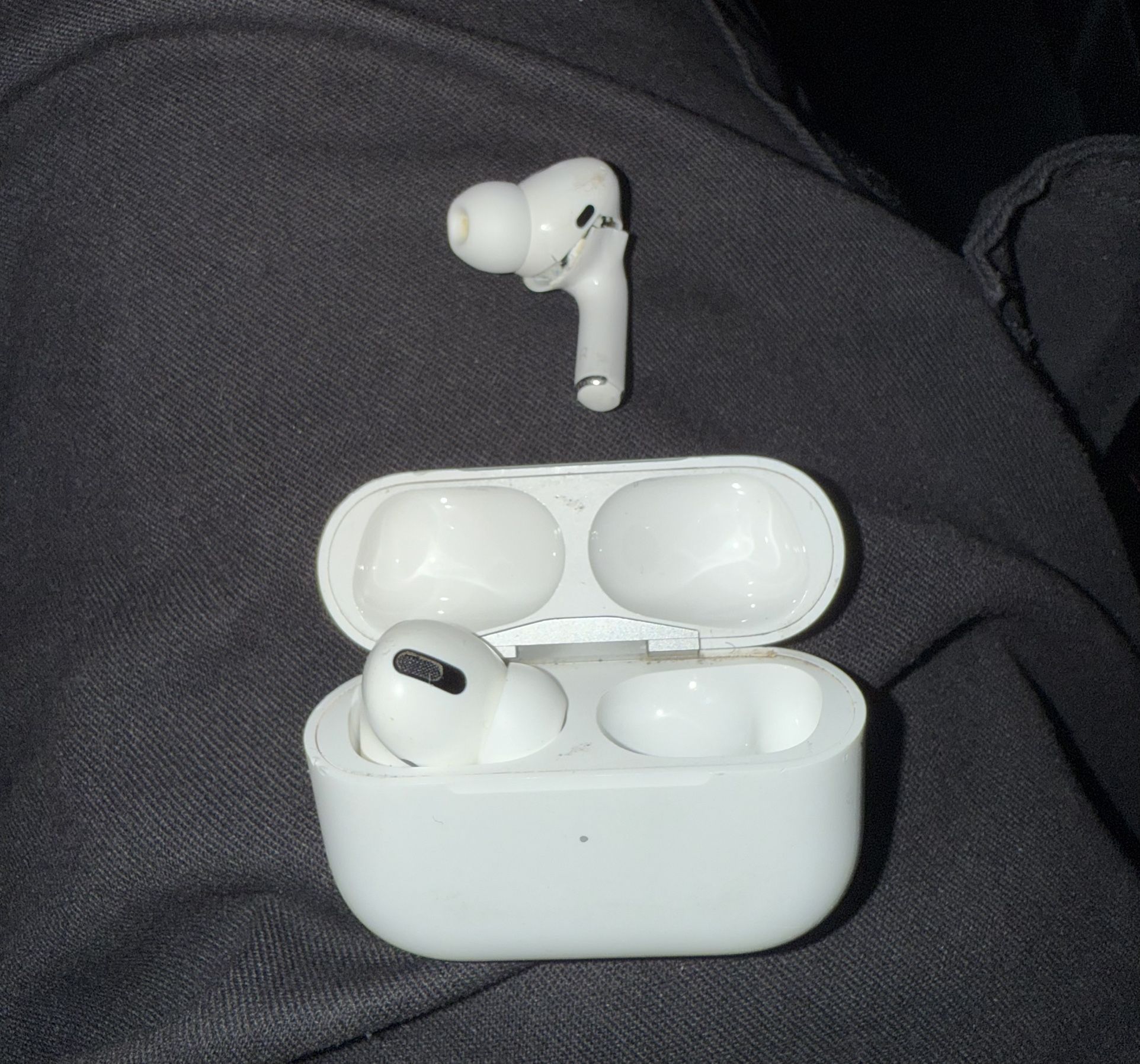 AirPods Pro