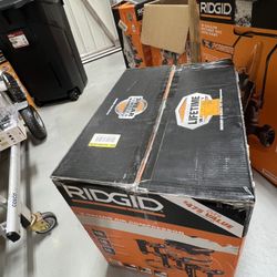 RIDGID 6 Gallon Compressor + 3 Nailer Combo Kit (New)