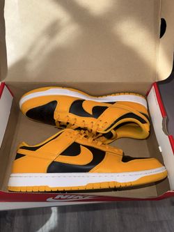 Nike dunk goldenrod sz 10.5