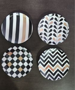 Set of 4 Dessert Plates