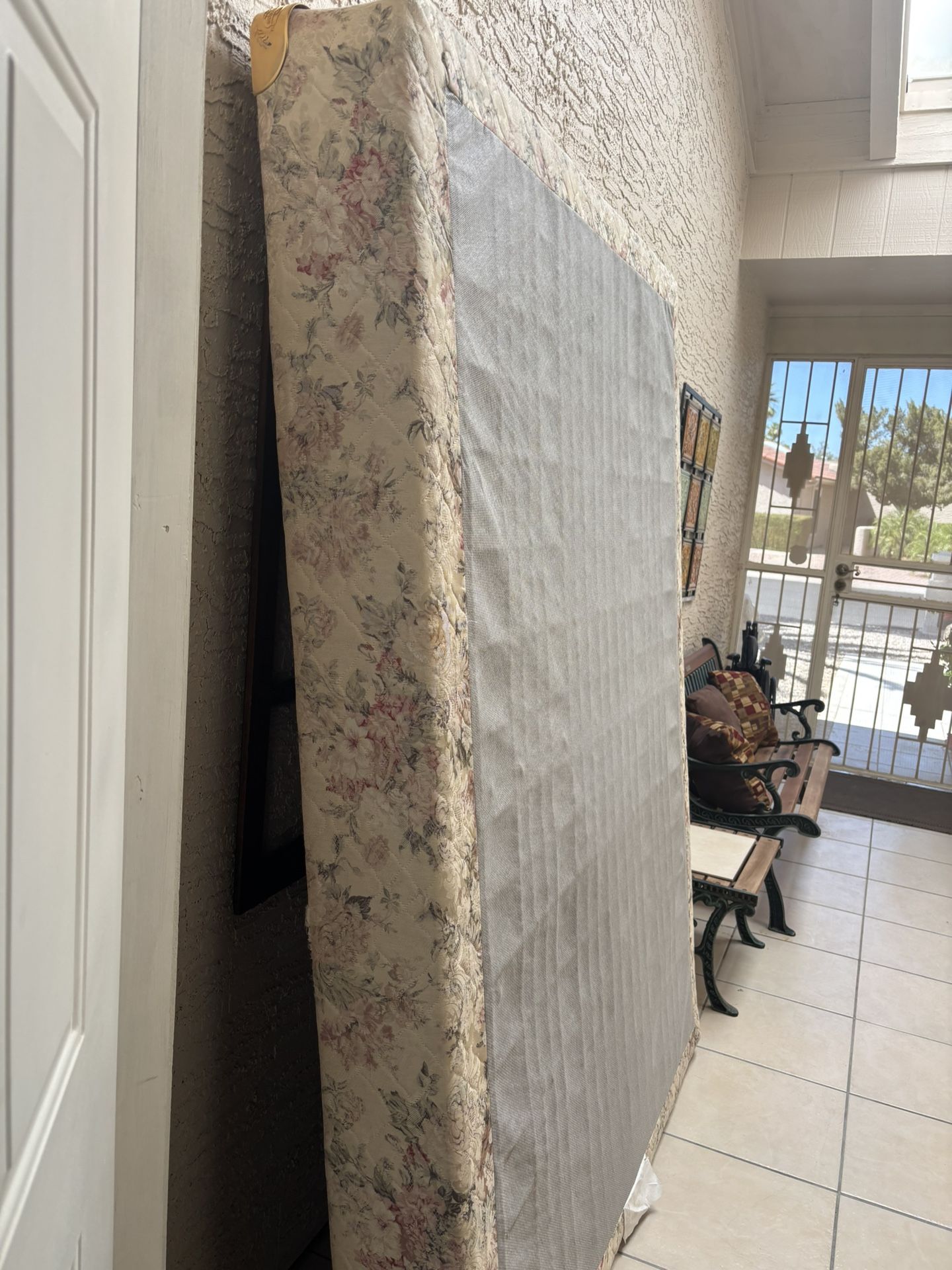 Free. Queen box Spring