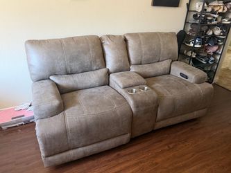 Reclining Love seat with console