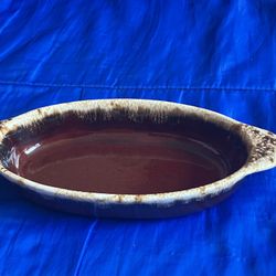 HULL OVAL CASSEROLE BAKING DISH BOAT OVEN PROOF BROWN DRIP DEEP GLAZE - Made IN USA ‼️ See TONS Of VINTaGE Items Here ....