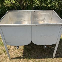 Vintage Double Basin Metal Sink - Perfect for Projects or Decor!