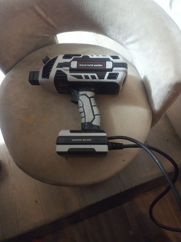 New Handheld Welder W/ mask and accessories