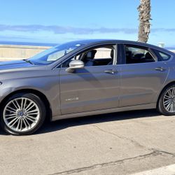 Ford Fusion 2013 Hybrid Y Gas
