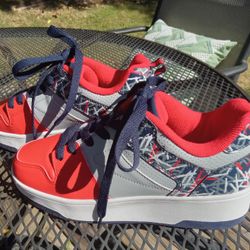 Heelys POP Shoes/Rollerskates - Youth Size 6