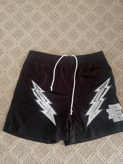EE shorts
