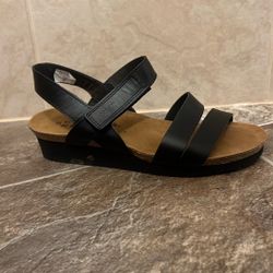 Naot Kayla Women's Black Sandal