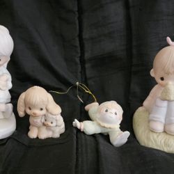 Precious Moments figurines - 