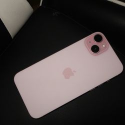 iPhone 15 Plus Pink 