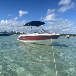 2013 Bayliner BL 205