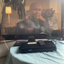 “Dumb” TV & Blu-ray Player